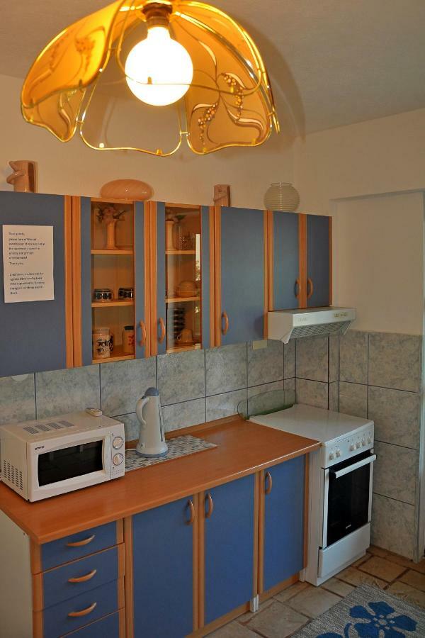 Apartments Villa Annika Слатине Экстерьер фото